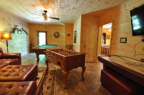 ozark-legends-game-room-1